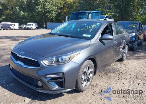 2021 Kia Forte Lxs z USA, uszkodzony, nr VIN 3KPF24AD6ME388037